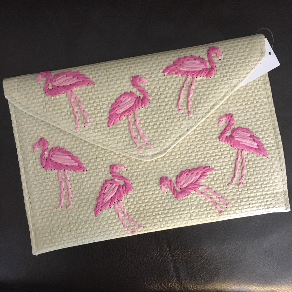 NWT Flamingo Straw Clutch
